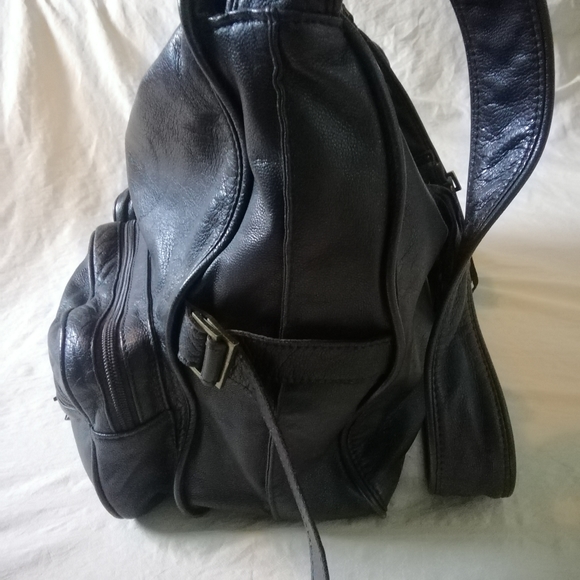 Genuine leather crossbody messenger bag - Picture 3 of 12